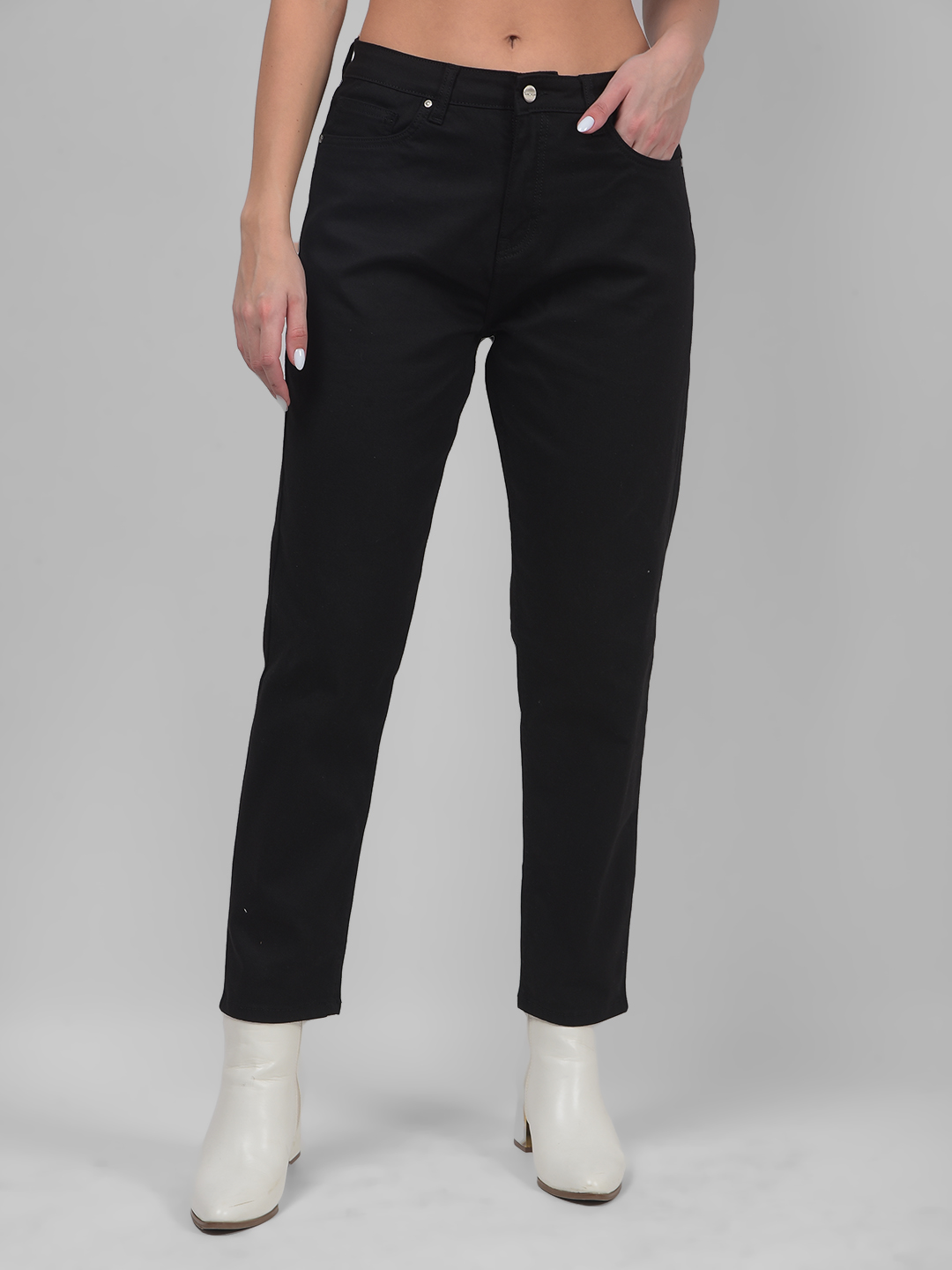 Numero Uno Women Solid Black Jeans